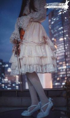 夏日吊带裙_BD韩语在线播放